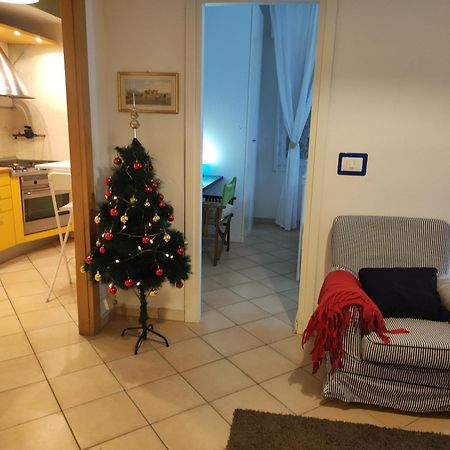 Caio Asinio Apartment Naples Bilik gambar